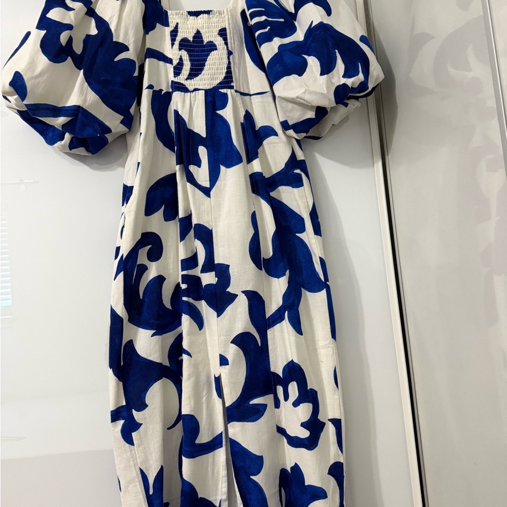 H&M Elegant Blue and White Floral Dress Puffy Balloon Sleeve - Picture 4 of 8